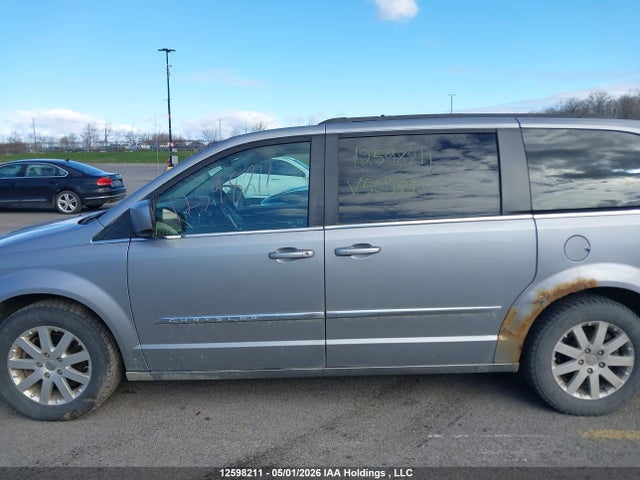 Продажа на аукционе авто 2015 Chrysler Town & Country, vin: 2C4RC1BG2FR503896, номер лота: 12598211
