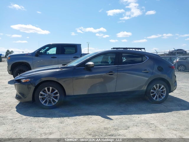 2020 Mazda 3 მანქანა იყიდება აუქციონზე, vin: JM1BPALM0L1152707, აუქციონის ნომერი: 12598247