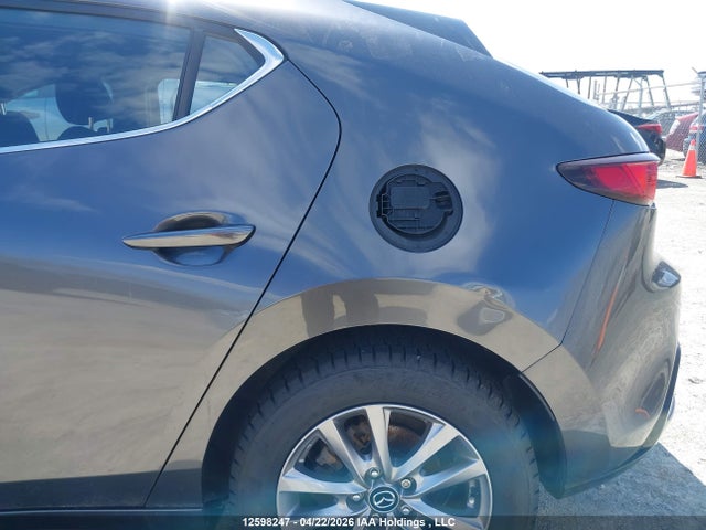 2020 Mazda 3 მანქანა იყიდება აუქციონზე, vin: JM1BPALM0L1152707, აუქციონის ნომერი: 12598247