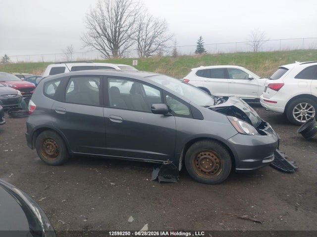 12598250 :رقم المزاد ، LUCGE8H56D3002107 vin ، 2013 Honda Fit Lx مزاد بيع