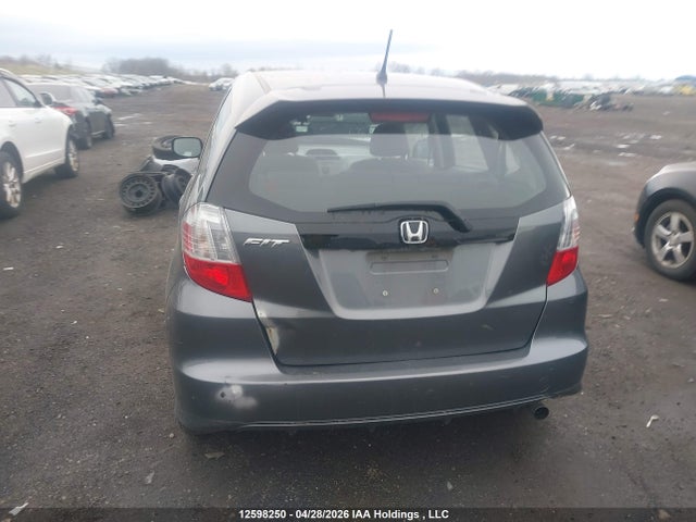 12598250 :رقم المزاد ، LUCGE8H56D3002107 vin ، 2013 Honda Fit Lx مزاد بيع