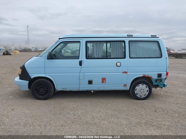 1992 Volkswagen Eurovan Cv Camper მანქანა იყიდება აუქციონზე, vin: WV2PC0709NH001752, აუქციონის ნომერი: 12598260