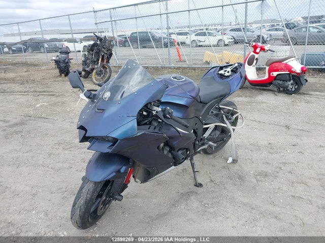 12598269 :رقم المزاد ، JKBZXVL12SA018829 vin ، 2025 Kawasaki Zx1002 L مزاد بيع