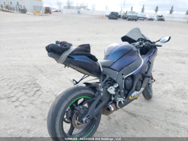 12598269 :رقم المزاد ، JKBZXVL12SA018829 vin ، 2025 Kawasaki Zx1002 L مزاد بيع
