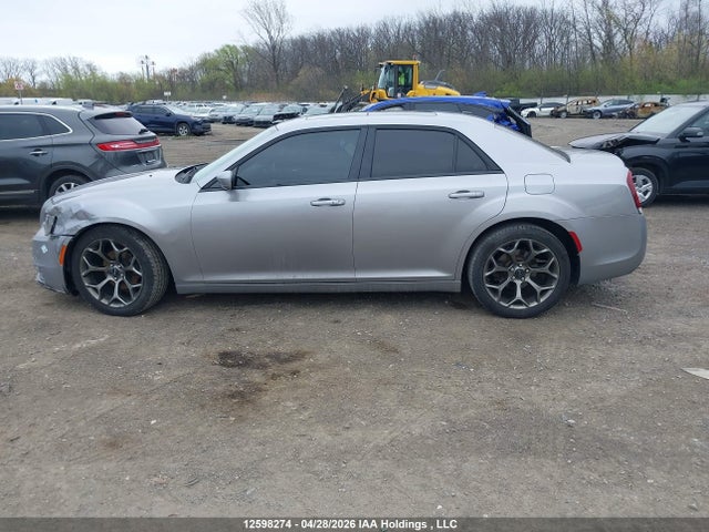 Продажа на аукционе авто 2015 Chrysler 300 S, vin: 2C3CCABG3FH867650, номер лота: 12598274