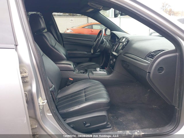 Продажа на аукционе авто 2015 Chrysler 300 S, vin: 2C3CCABG3FH867650, номер лота: 12598274