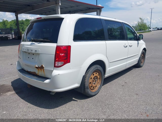 2C4RDGBGXFR723271 Dodge Grand Caravan Se/sxt