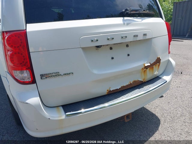 2C4RDGBGXFR723271 Dodge Grand Caravan Se/sxt