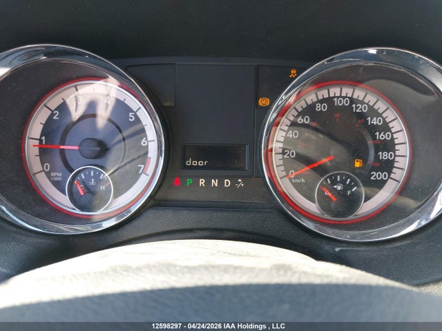 2C4RDGBGXFR723271 Dodge Grand Caravan Se/sxt
