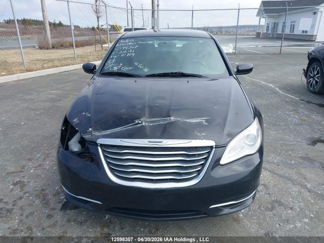 Продажа на аукционе авто 2014 Chrysler 200 Lx, vin: 1C3CCBAB6EN202131, номер лота: 12598307