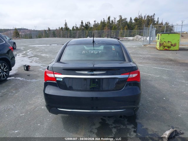 Продажа на аукционе авто 2014 Chrysler 200 Lx, vin: 1C3CCBAB6EN202131, номер лота: 12598307