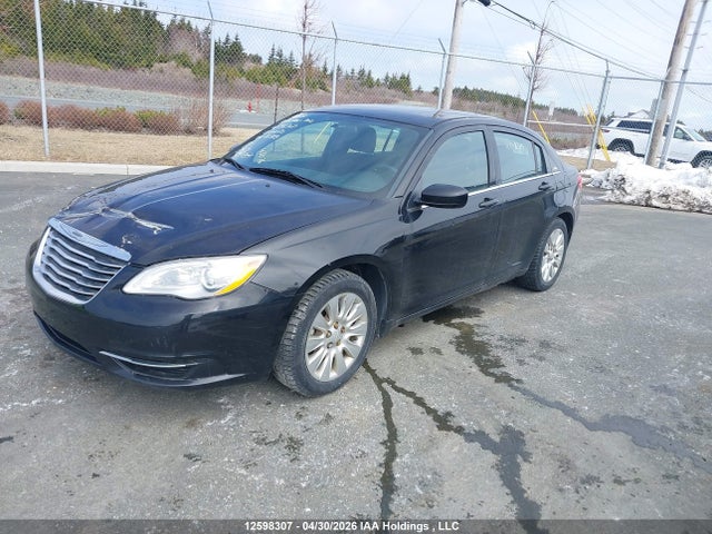 Продажа на аукционе авто 2014 Chrysler 200 Lx, vin: 1C3CCBAB6EN202131, номер лота: 12598307