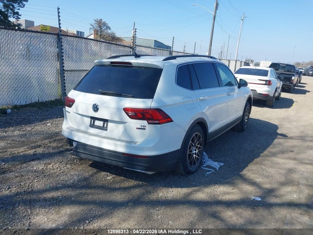 3VV2B7AX7JM020379 Volkswagen Tiguan Se/sel