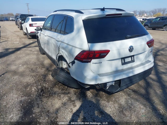 3VV2B7AX7JM020379 Volkswagen Tiguan Se/sel