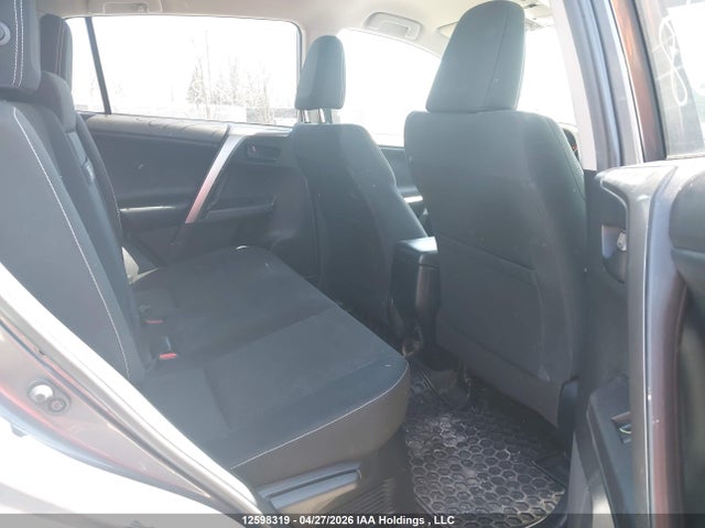 2018 Toyota Rav4 მანქანა იყიდება აუქციონზე, vin: JTMRJREV4JD233208, აუქციონის ნომერი: 12598319
