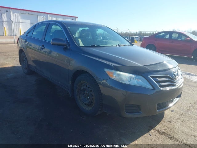 12598327 :رقم المزاد ، 4T1BF3EK8AU105734 vin ، 2010 Toyota Camry Se/le/xle مزاد بيع
