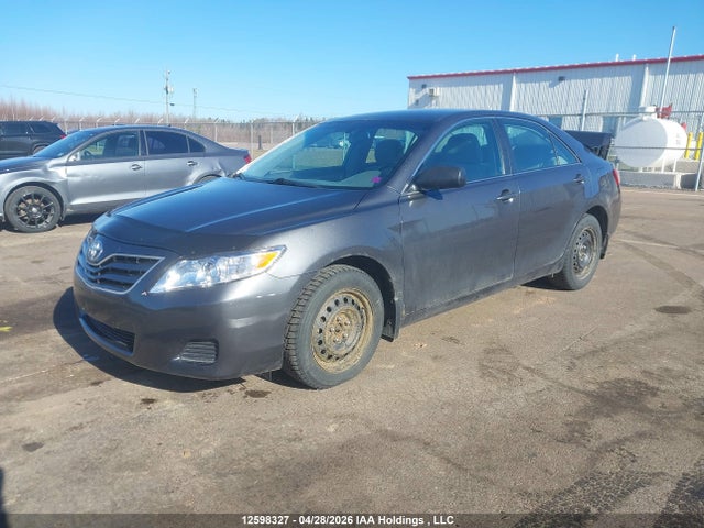 2010 Toyota Camry Se/le/xle მანქანა იყიდება აუქციონზე, vin: 4T1BF3EK8AU105734, აუქციონის ნომერი: 12598327