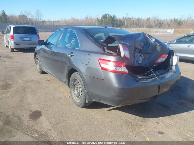 2010 Toyota Camry Se/le/xle მანქანა იყიდება აუქციონზე, vin: 4T1BF3EK8AU105734, აუქციონის ნომერი: 12598327