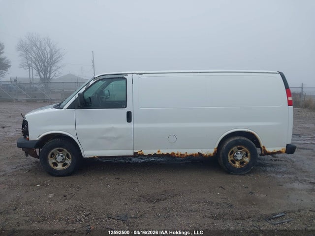 2008 Chevrolet Express G1500 მანქანა იყიდება აუქციონზე, vin: 1GCFG15X781132731, აუქციონის ნომერი: 12592500