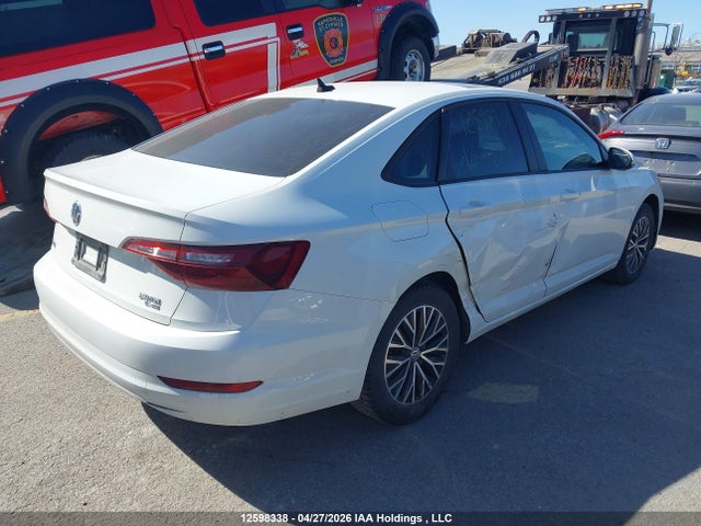 12598338 :رقم المزاد ، 3VWE57BU7MM070904 vin ، 2021 Volkswagen Jetta مزاد بيع