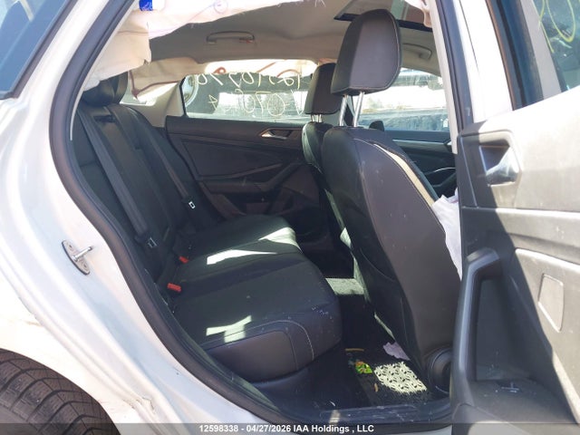 12598338 :رقم المزاد ، 3VWE57BU7MM070904 vin ، 2021 Volkswagen Jetta مزاد بيع