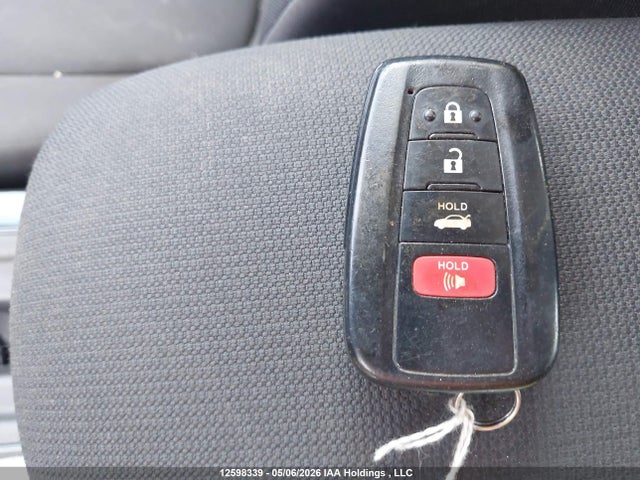 12598339 :رقم المزاد ، 5YFBPMBE2NP296639 vin ، 2022 Toyota Corolla Le مزاد بيع