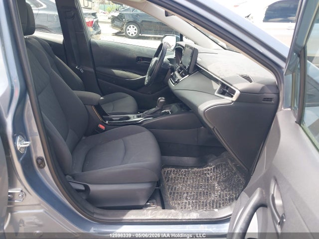 12598339 :رقم المزاد ، 5YFBPMBE2NP296639 vin ، 2022 Toyota Corolla Le مزاد بيع