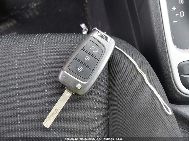 12598342 :رقم المزاد ، KMHRB8A3XNU132896 vin ، 2022 Hyundai Venue Essential Auto Ivt مزاد بيع