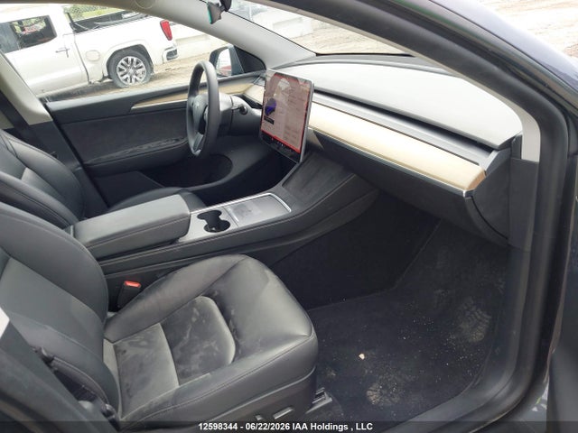 Tesla Model Y 2023 LRWYGDFD0PC163415 Image 5
