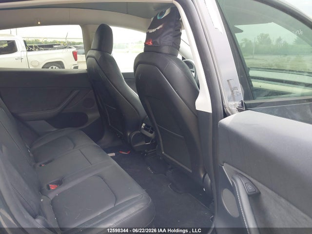 Tesla Model Y 2023 LRWYGDFD0PC163415 Image 8