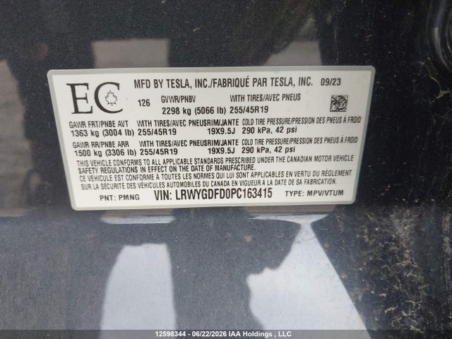 Tesla Model Y 2023 LRWYGDFD0PC163415 Image 9