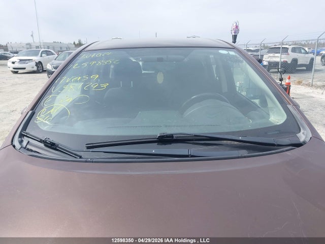 Продажа на аукционе авто 2017 Nissan Versa Note 1.6 S/1.6 Sl/1.6 Sr/1.6 Sv, vin: 3N1CE2CP8HL381293, номер лота: 12598350