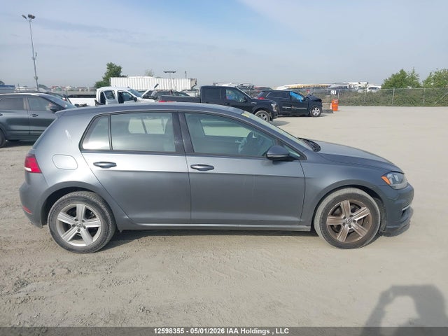 3VWG17AU8JM257957 Volkswagen GOLF S/SE