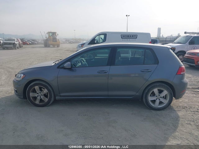 3VWG17AU8JM257957 Volkswagen GOLF S/SE