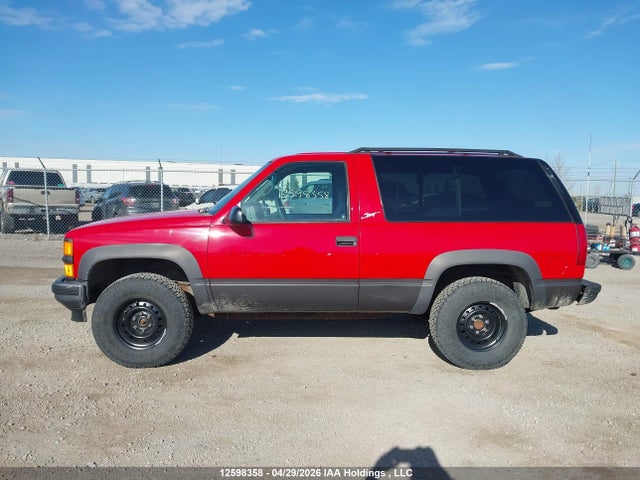Продажа на аукционе авто 1995 Chevrolet Tahoe K1500, vin: 1GNEK18KXSJ327151, номер лота: 12598358