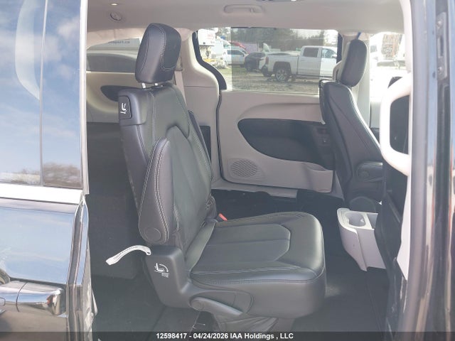 Продажа на аукционе авто 2024 Chrysler Pacifica Touring L, vin: 2C4RC3BG1RR137963, номер лота: 12598417