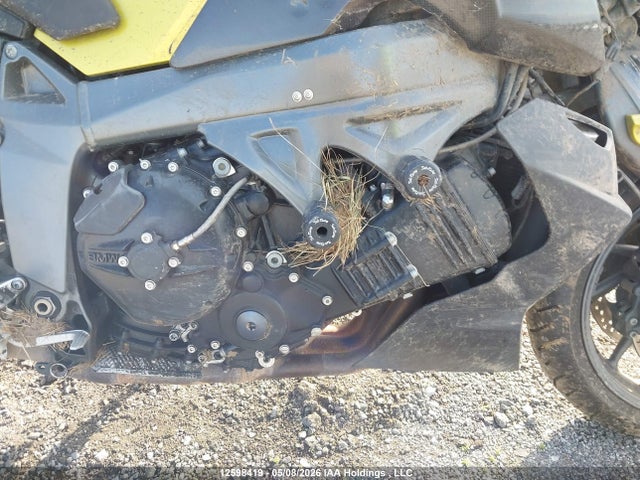 12598419 :رقم المزاد ، WB1051806BZV82340 vin ، 2011 Bmw K1300 R مزاد بيع