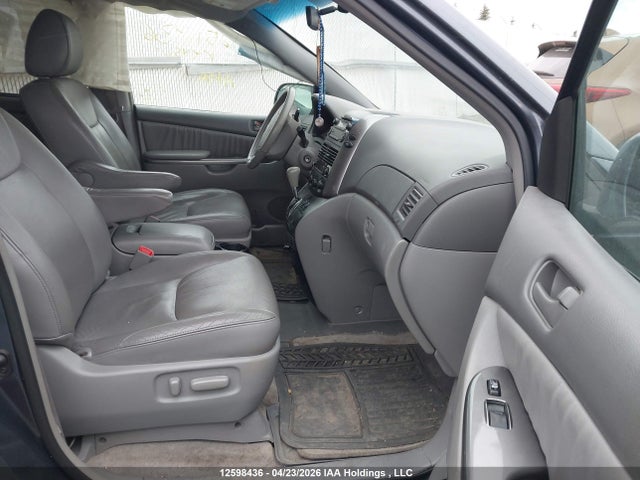 2009 Toyota Sienna Ce/le მანქანა იყიდება აუქციონზე, vin: 5TDZK23C49S273617, აუქციონის ნომერი: 12598436