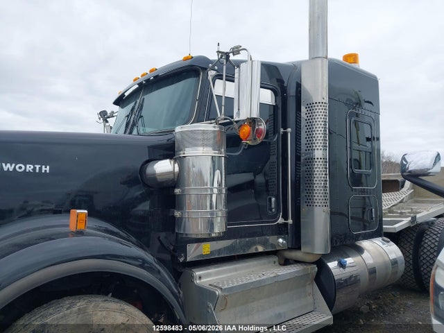 Продаж на аукціоні авто 2024 Kenworth W900, vin: 1XKWD40X4RR987640, номер лоту: 12598483