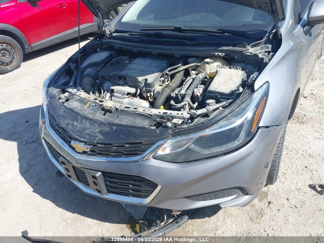 1G1BE5SM0J7147055 Chevrolet Cruze Lt Auto