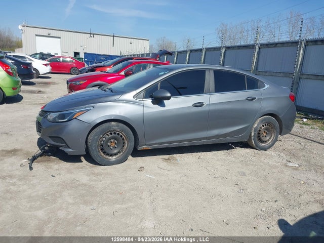1G1BE5SM0J7147055 Chevrolet Cruze Lt Auto