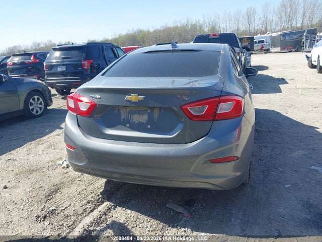 1G1BE5SM0J7147055 Chevrolet Cruze Lt Auto