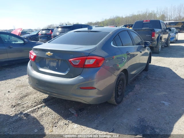 1G1BE5SM0J7147055 Chevrolet Cruze Lt Auto