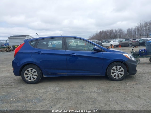 KMHCT5AE4GU286932 Hyundai ACCENT SE