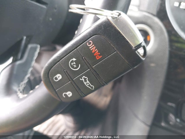 2C3CCABG9GH164085 Chrysler 300 S