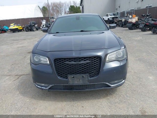 2C3CCABG9GH164085 Chrysler 300 S