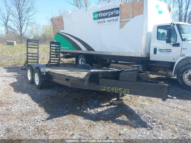 12598523 :رقم المزاد ، 2CPUSF2F3FA024227 vin ، 2015 Canada Trailers Manufacturing Limited Trailer مزاد بيع