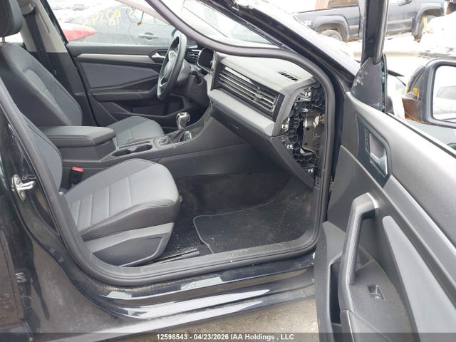 3VWEX7BU1SM057704 Volkswagen JETTA SE