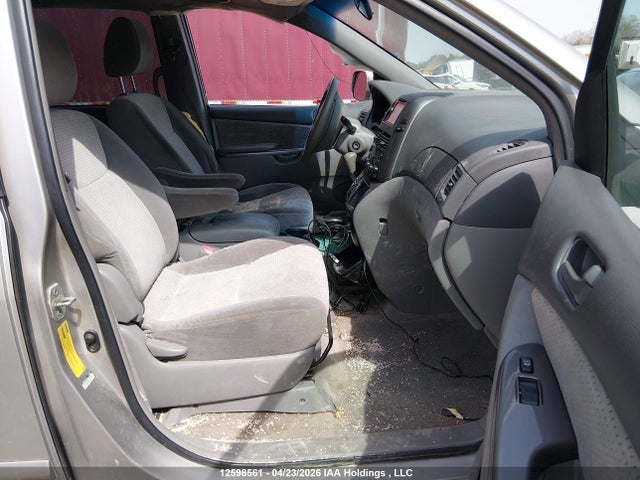 Продаж на аукціоні авто 2010 Toyota Sienna Ce/le, vin: 5TDKK4CCXAS299009, номер лоту: 12598561