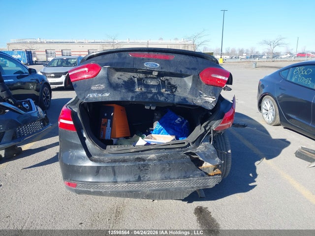 2015 Ford Focus Se მანქანა იყიდება აუქციონზე, vin: 1FADP3F27FL255510, აუქციონის ნომერი: 12598564